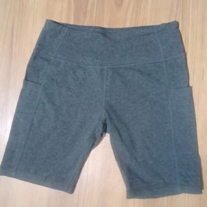 NWOT "Jimilaka" gray bicycle shorts w/2 pockets & a hidden Pocket in waistband